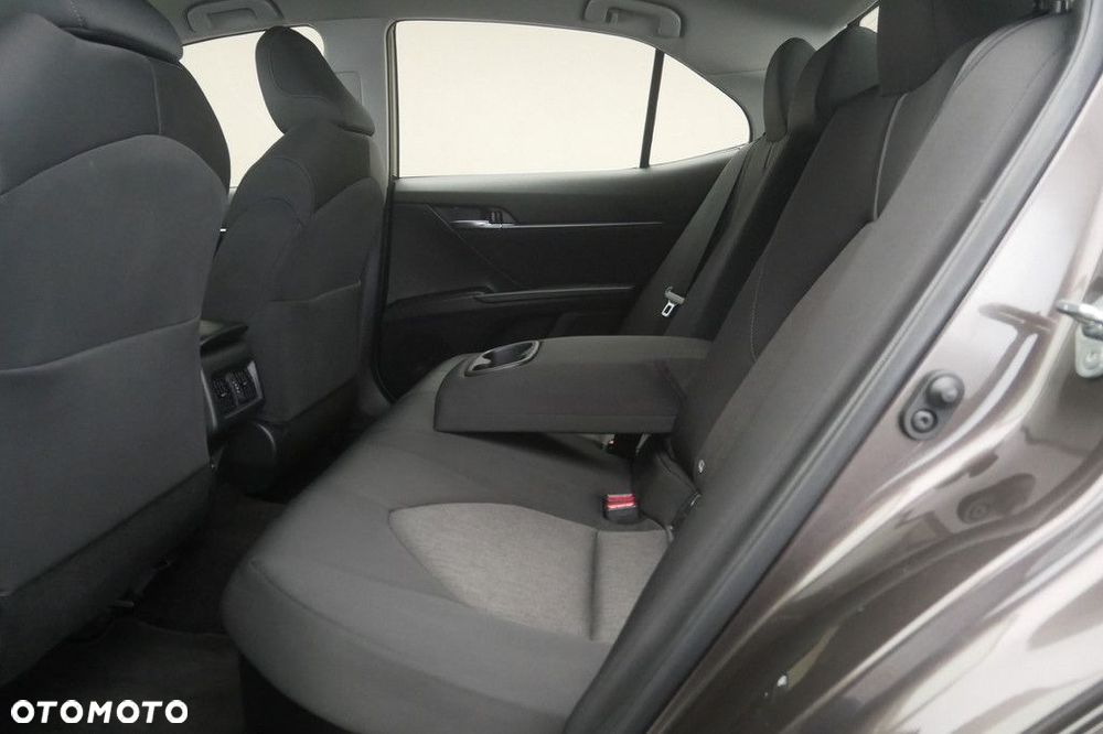 Toyota Camry 2.5 Hybrid Comfort CVT - 15