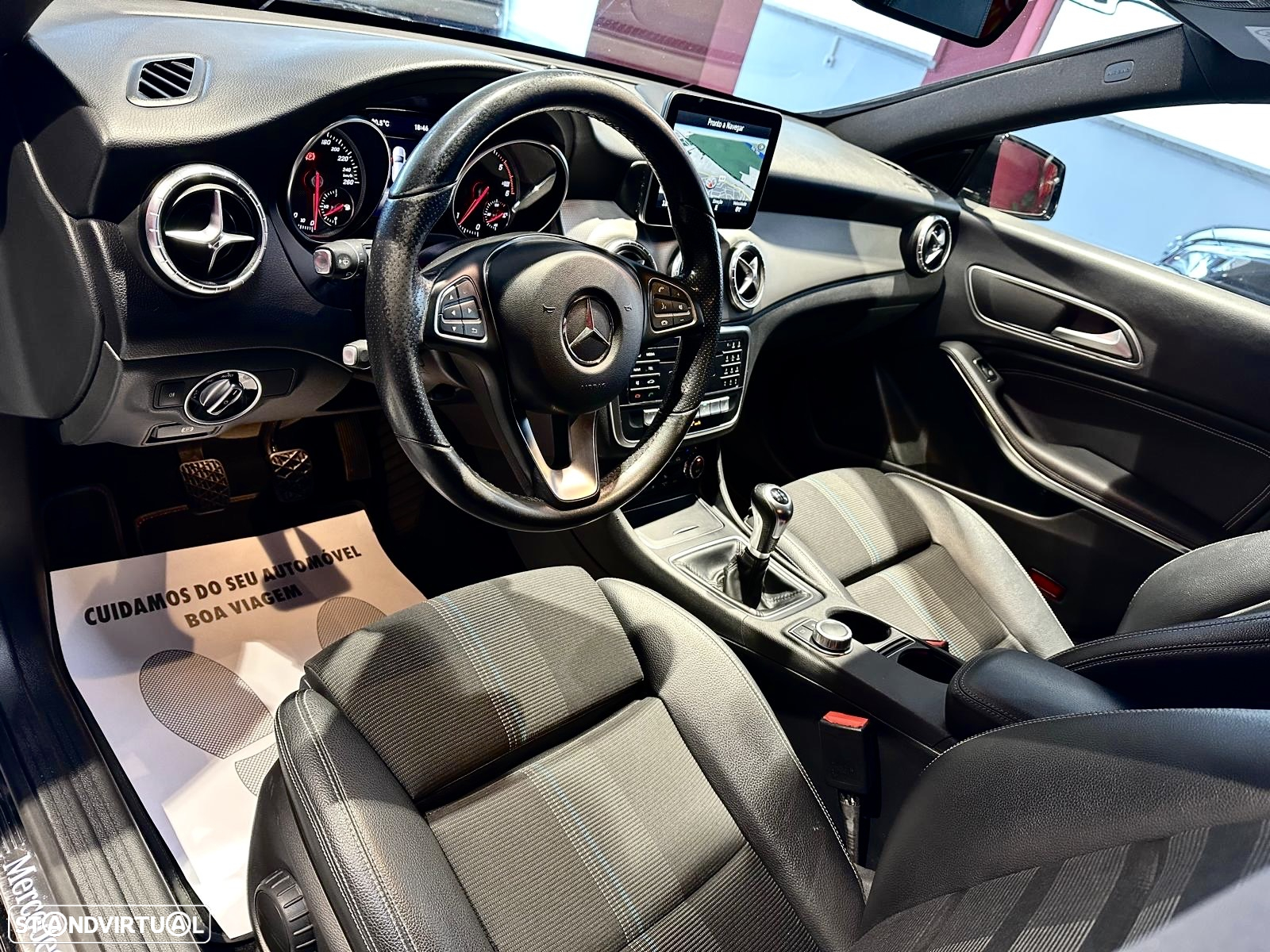 Mercedes-Benz CLA 180 Shooting Brake d Peak Edition - 8