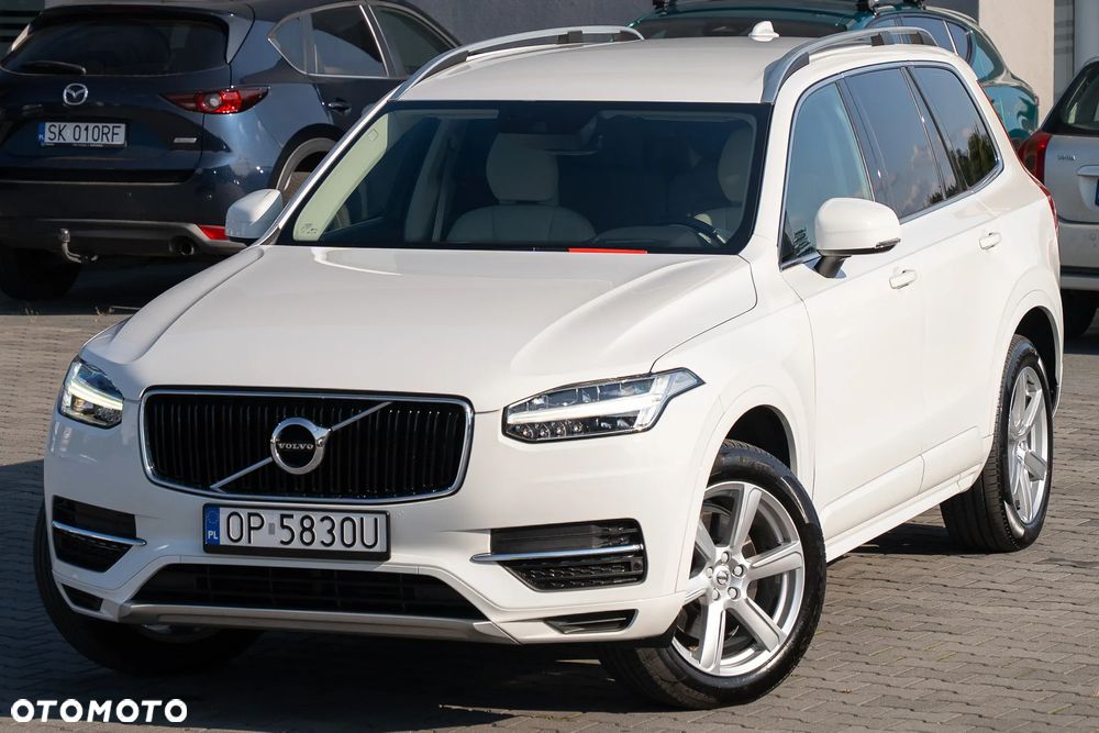 Volvo XC 90 B5 D AWD Geartronic Momentum - 9