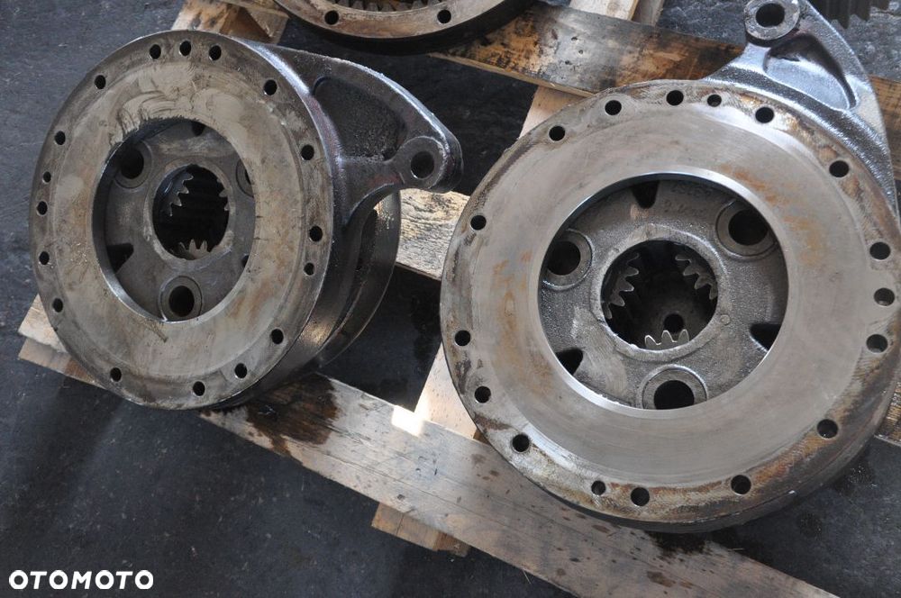 PRZEKŁADNIA PLANETARNA SATELITY NEW HOLLAND TM  CASE MXM140 NR 49161 - 2