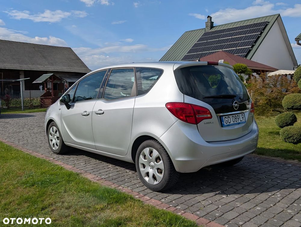 Opel Meriva 1.6 CDTI Essentia S&S - 8