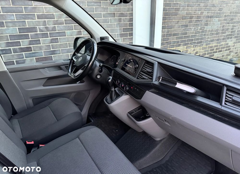 Volkswagen Transporter - 9