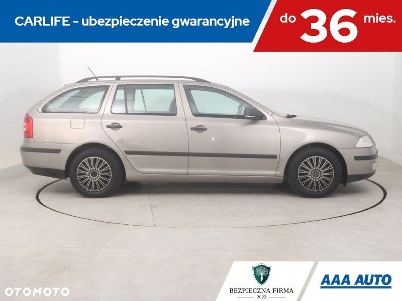 Skoda Octavia - 8
