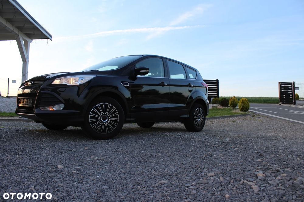 Ford Kuga 1.6 EcoBoost 2x4 Trend - 3