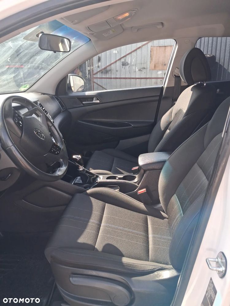 Hyundai Tucson - 13