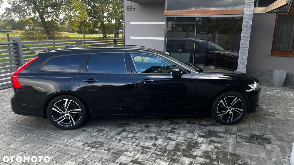 Volvo V90 D4 Momentum - 4