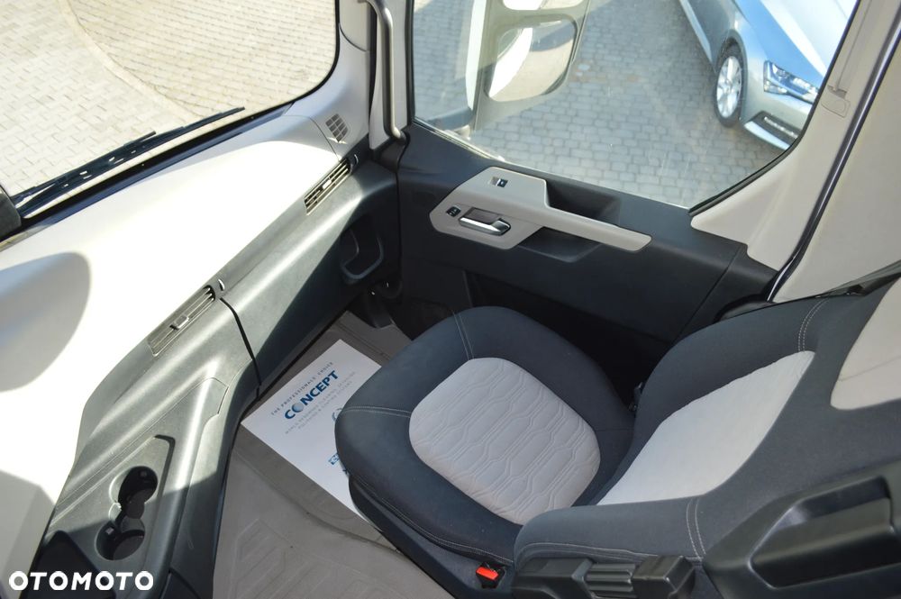 Ford F-MAX - 10