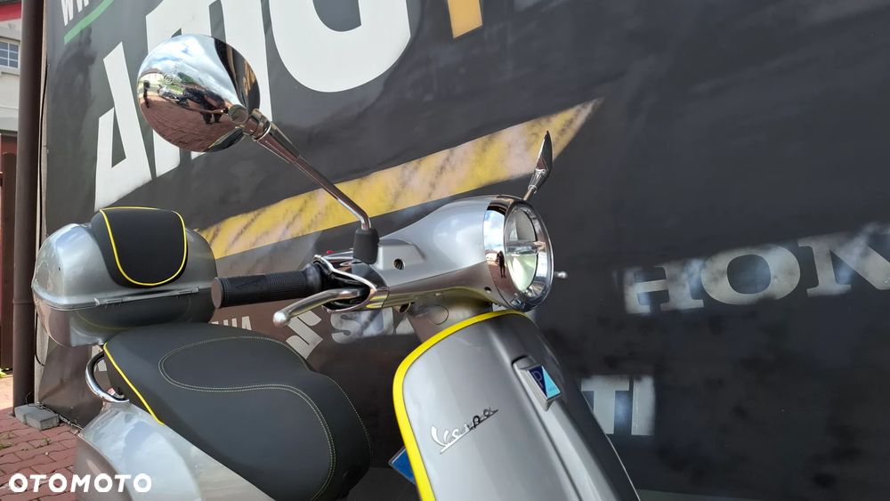 Piaggio Vespa - 5