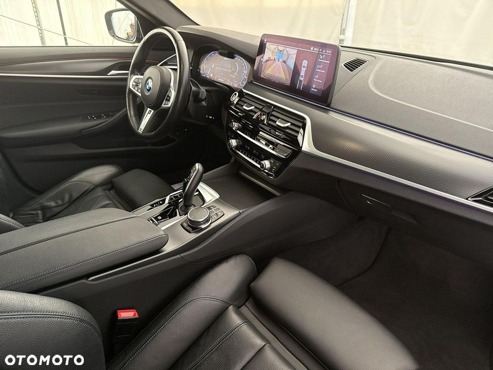 BMW Seria 5 - 22