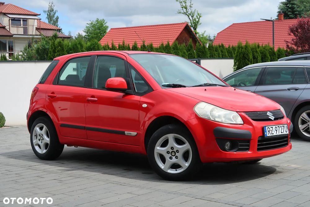 Suzuki SX4 - 1