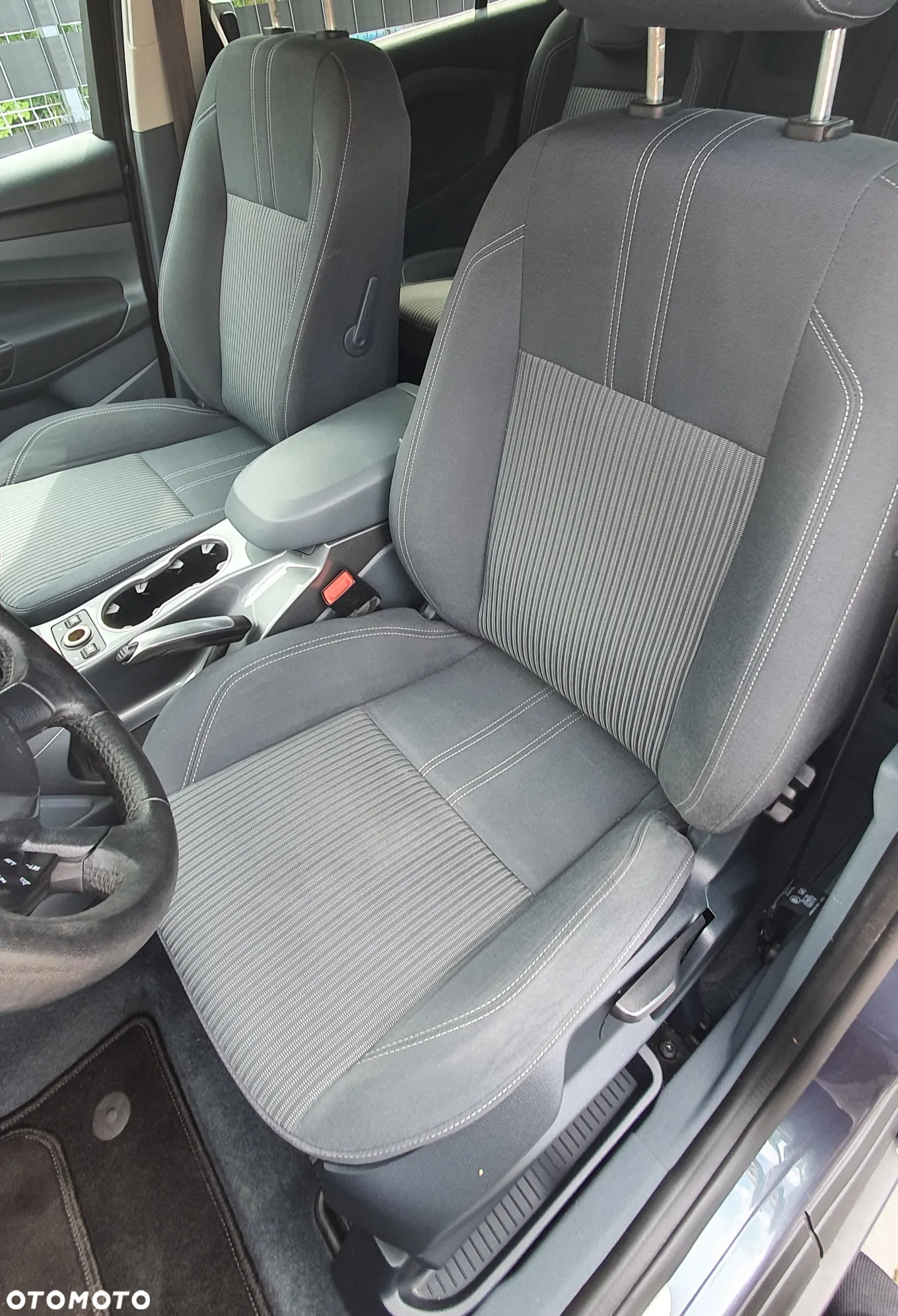 Ford C-MAX 1.6 TDCi Titanium - 19