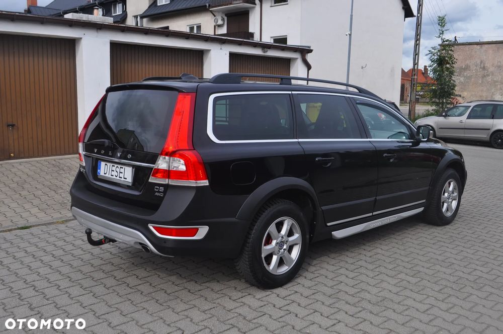 Volvo XC 70 D5 AWD Geartronic Black Edition - 6
