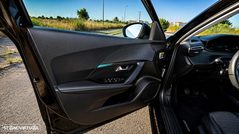 Peugeot 2008 1.2 PureTech Allure Pack - 13