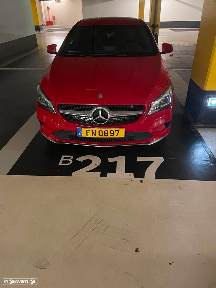 Mercedes-Benz CLA 200 7G-DCT Peak Edition - 1