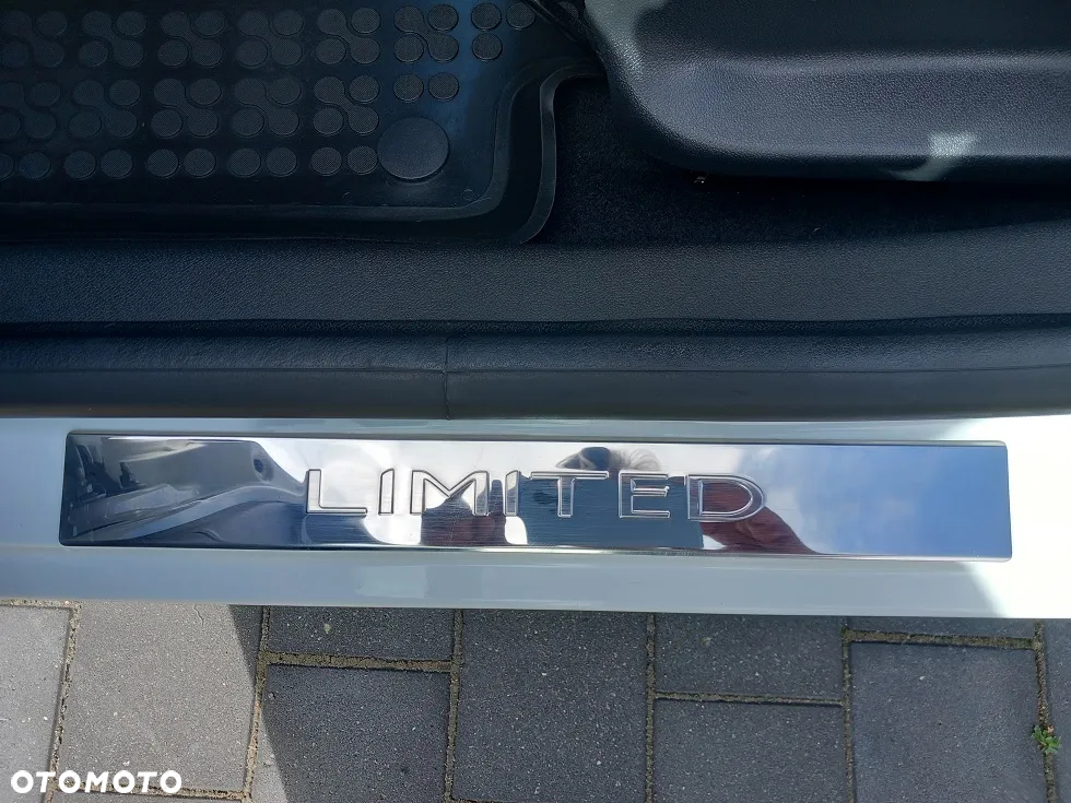 Renault Fluence 1.6 16V Limited - 19