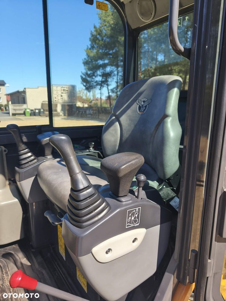 Bobcat E19 - Yanmar SV18 - Schaeff SV18 - Salon PL - 27