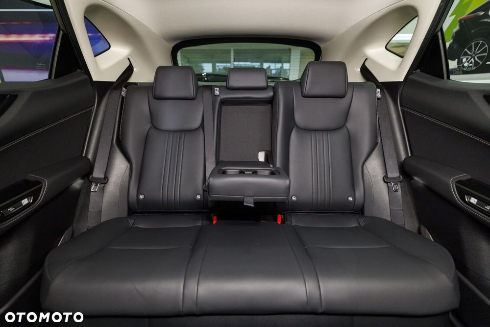 Lexus NX 350h Prestige 2WD - 19