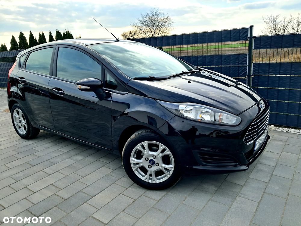 Ford Fiesta 1.0 Celebration - 10