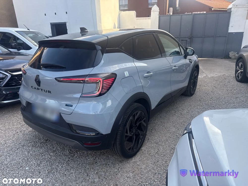 Renault Captur 1.6 E-TECH Full Hybrid 160 Techno - 3