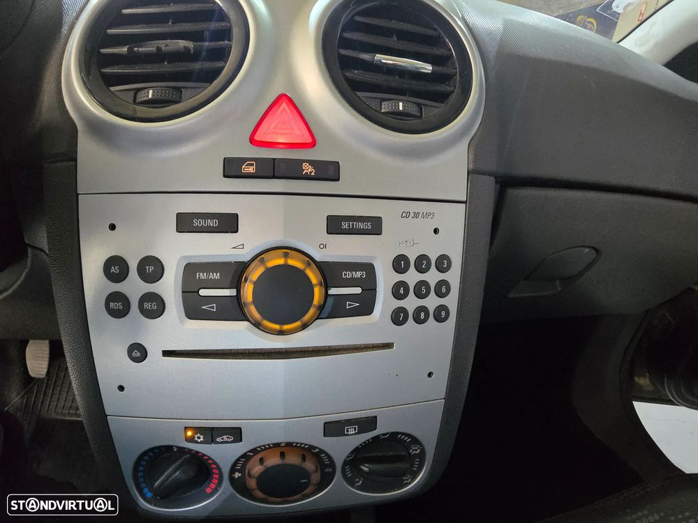 Opel Corsa 1.2 Enjoy - 12