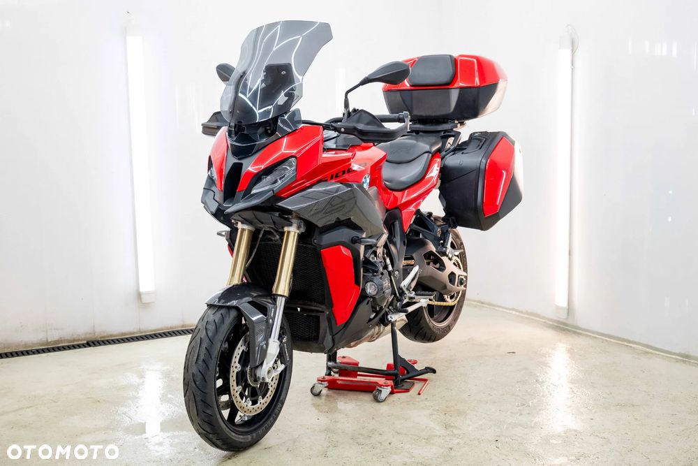 BMW XR - 2