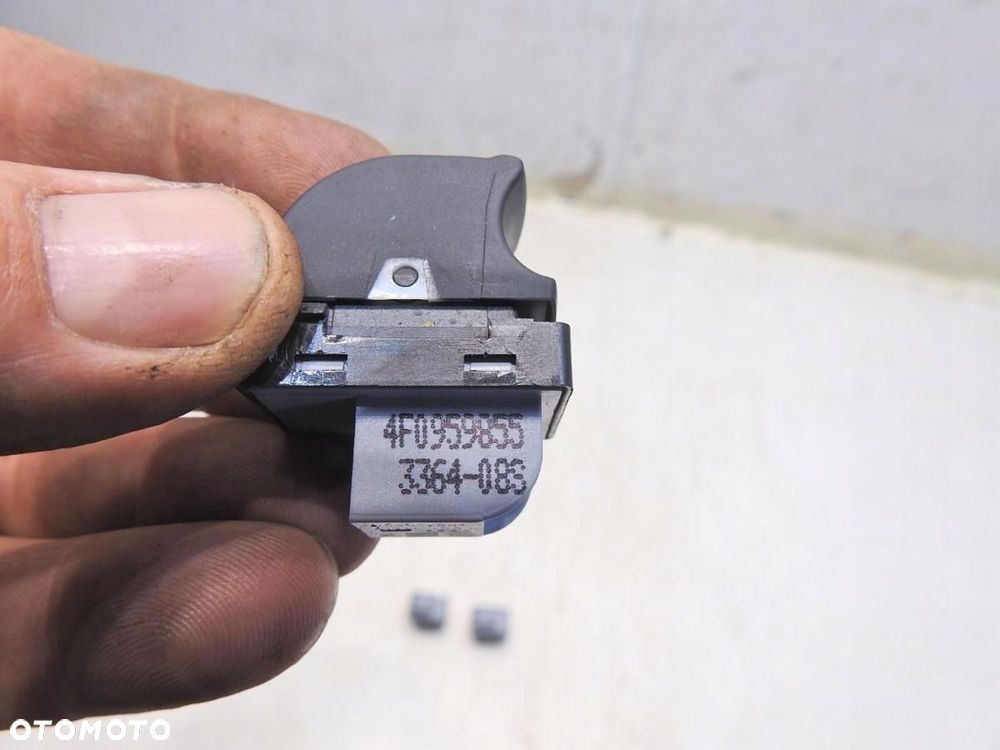 PRZYCISK SZYBY AUDI A3 8P 4F0959855 - 8