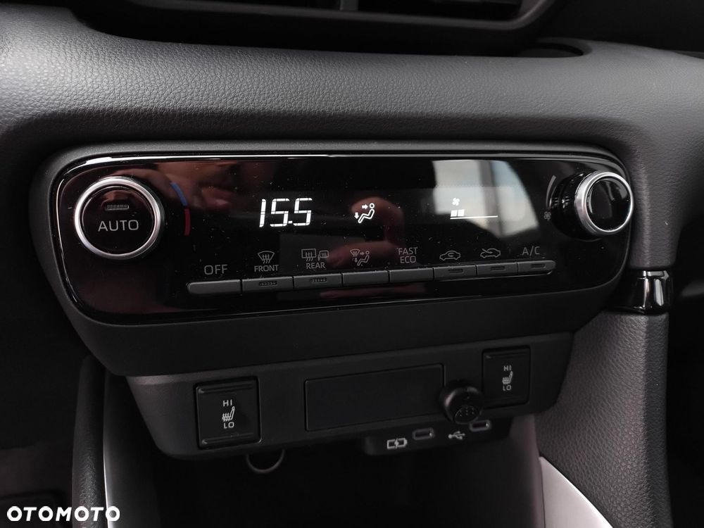 Mazda 2 - 16