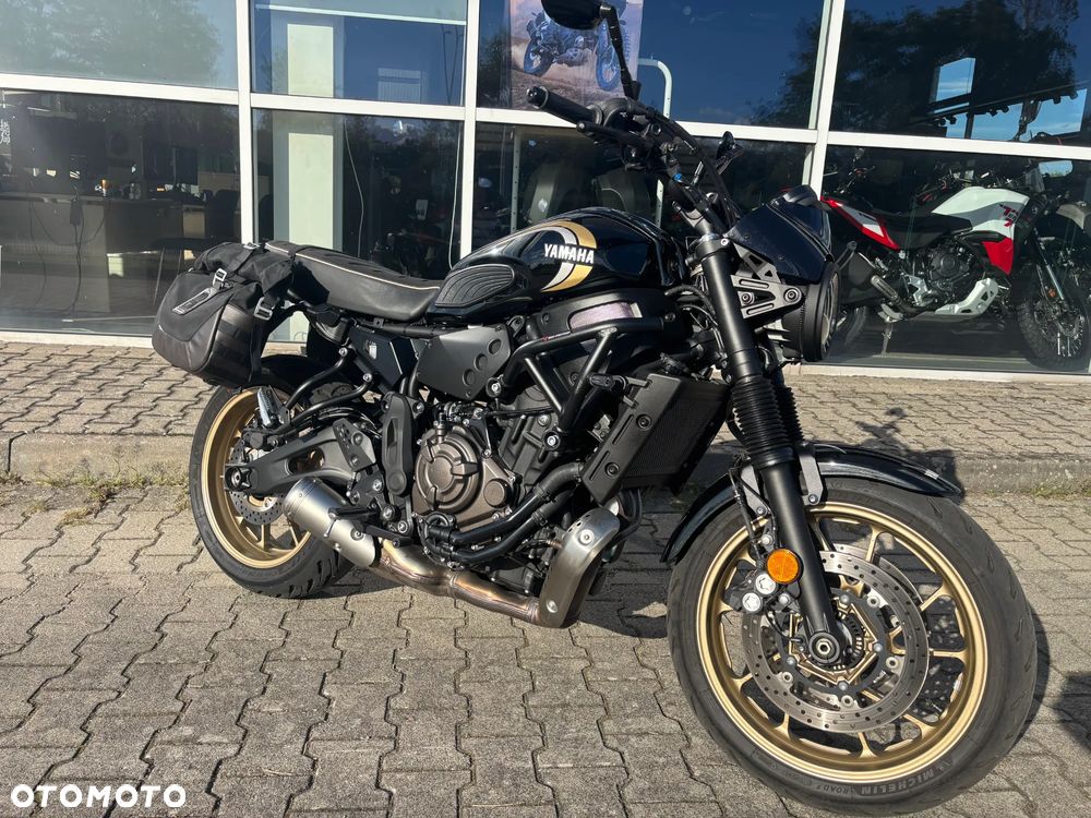 Yamaha XSR - 3