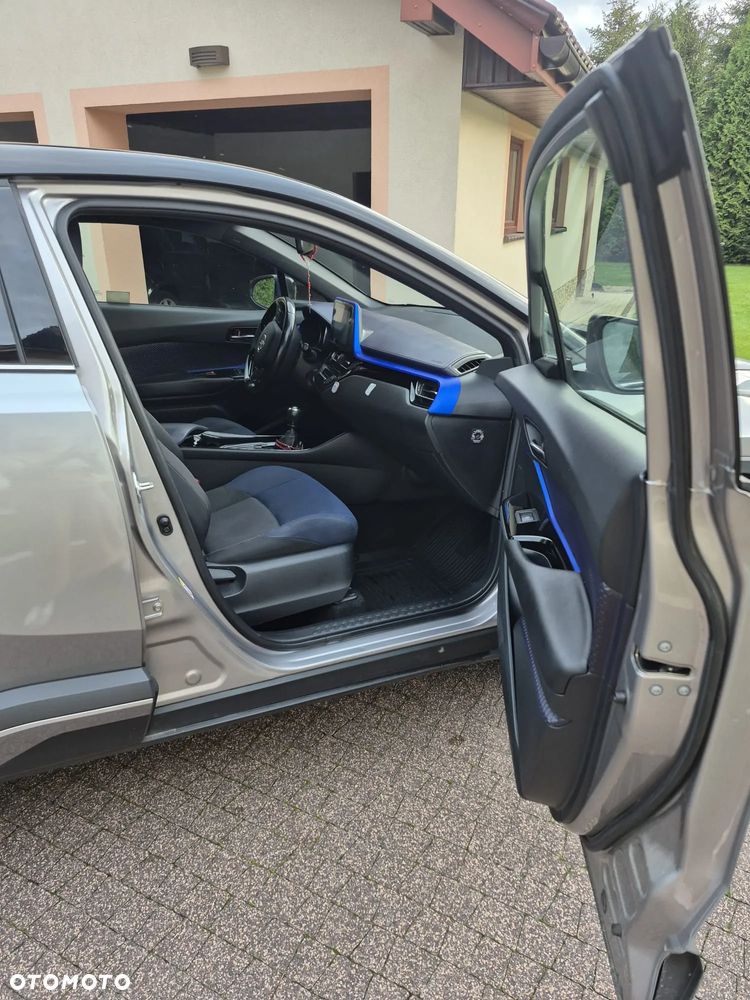 Toyota C-HR 1.2 T Dynamic - 8