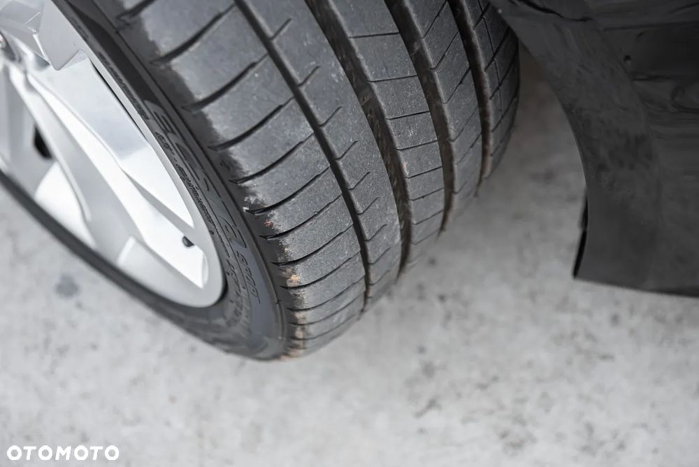 Audi A4 Avant 2.0 TDI Sport S tronic - 35