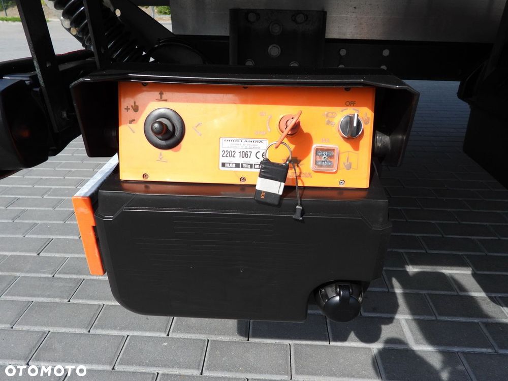 Iveco DAILY 35S18 PLANDEKA WINDA 8 PALET TEMPOMAT KLIMATYZACJA  180KM - 26