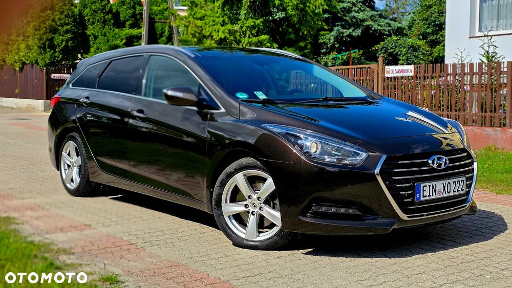 Hyundai i40 Kombi blue 1.7 CRDi DCT Premium - 4