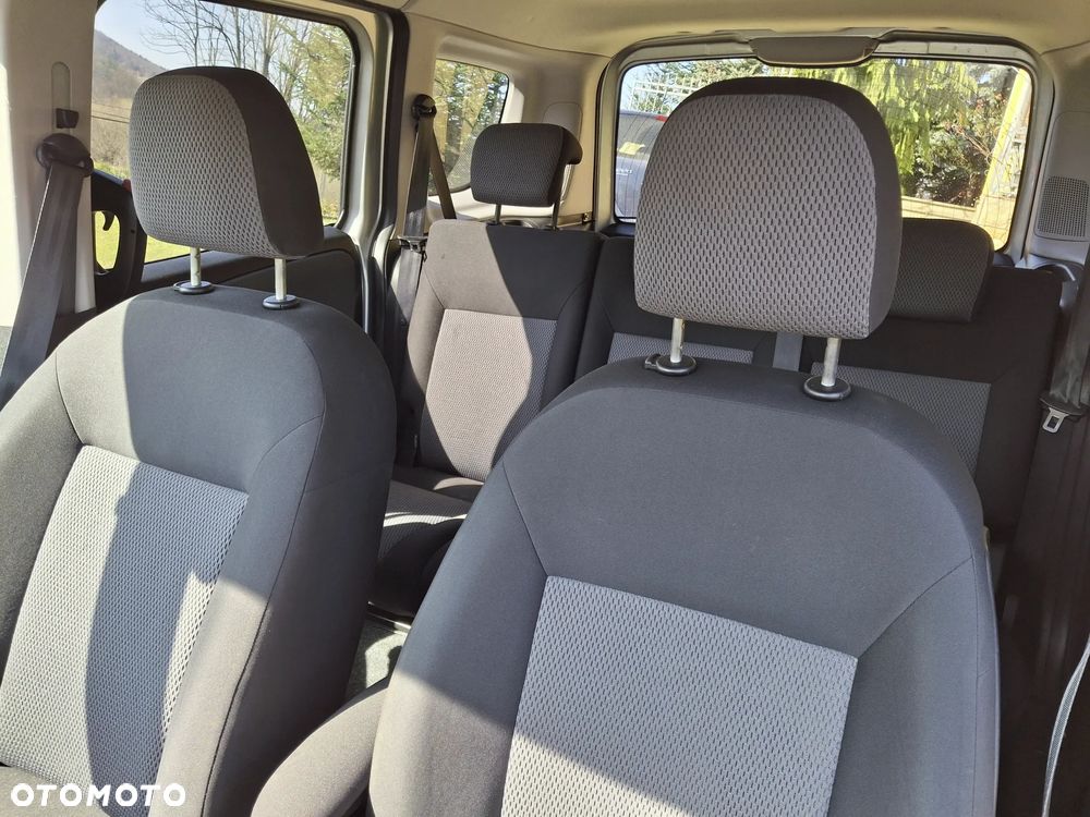 Fiat Doblo 1.6 16V Multijet Start&Stopp Dualogic Emotion Family - 28