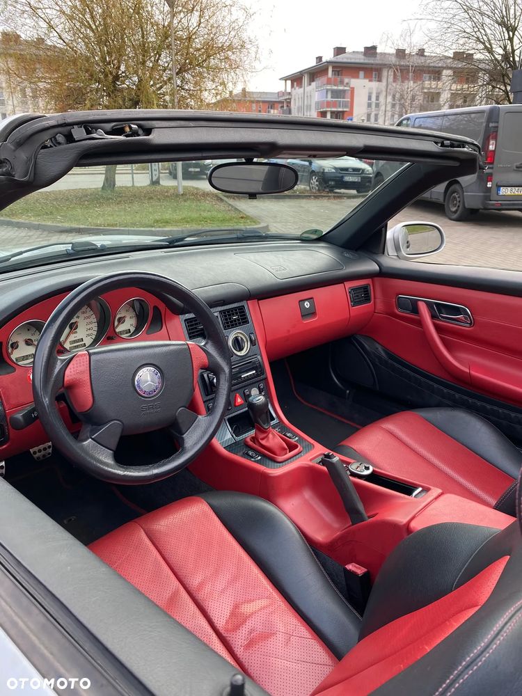 Mercedes-Benz SLK - 21