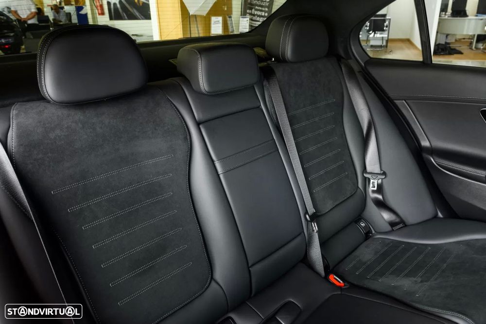 Mercedes-Benz C 300 de AMG Line - 29