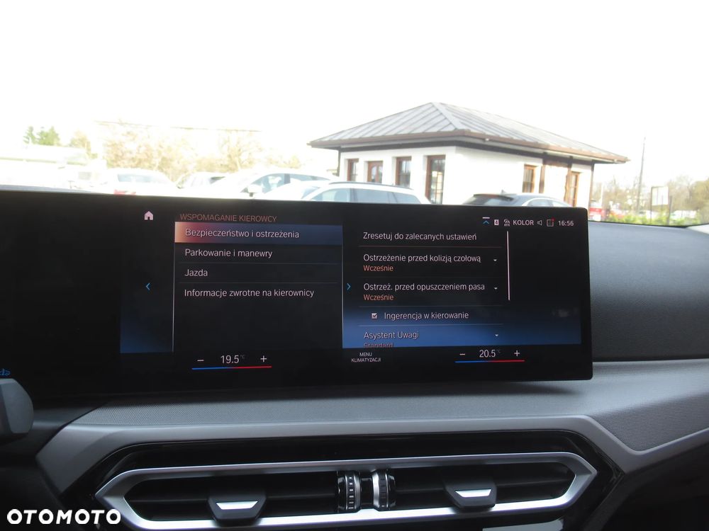 BMW Seria 3 318i - 23