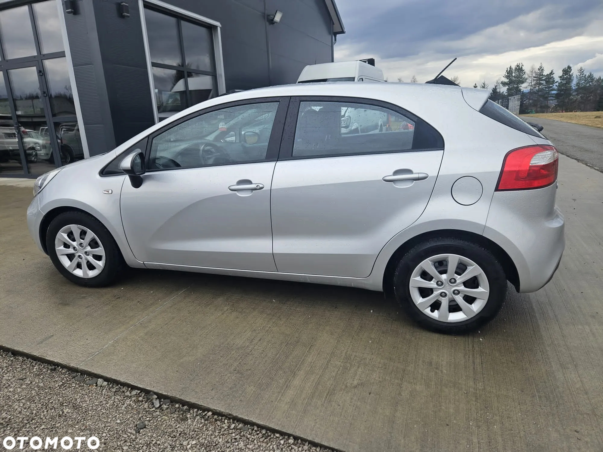 Kia Rio 1.2 M - 5