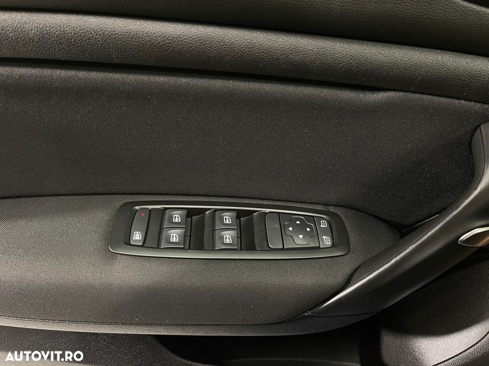 Renault Megane Blue dCi 116 EDC Zen - 18