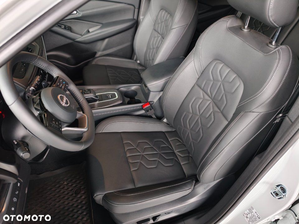 Nissan Qashqai - 12