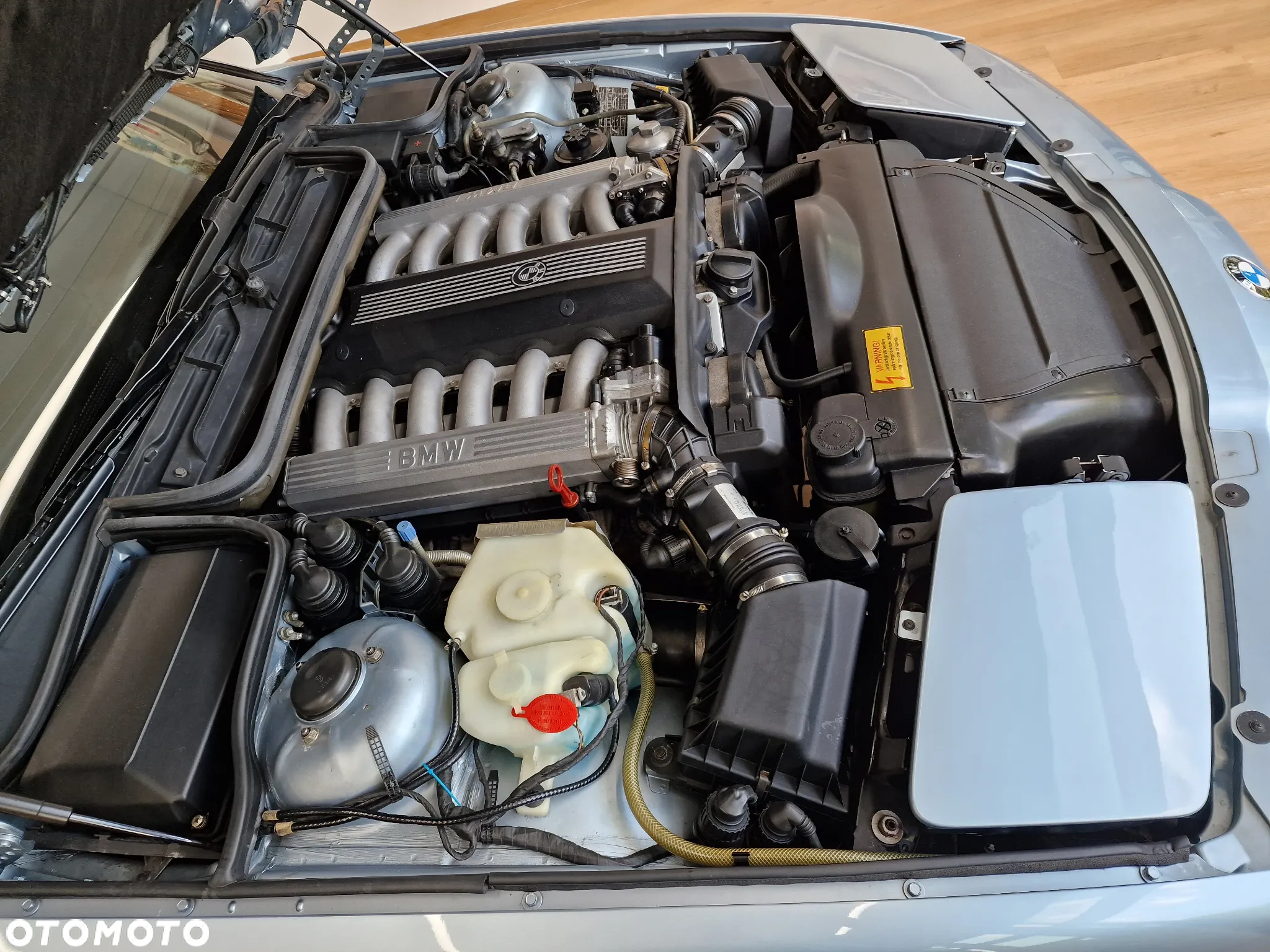 BMW Seria 8 - 35