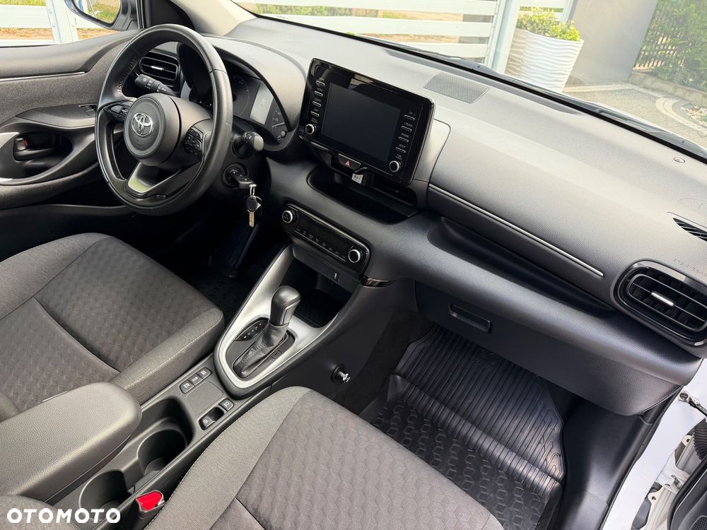 Toyota Yaris Hybrid 1.5 Active - 17