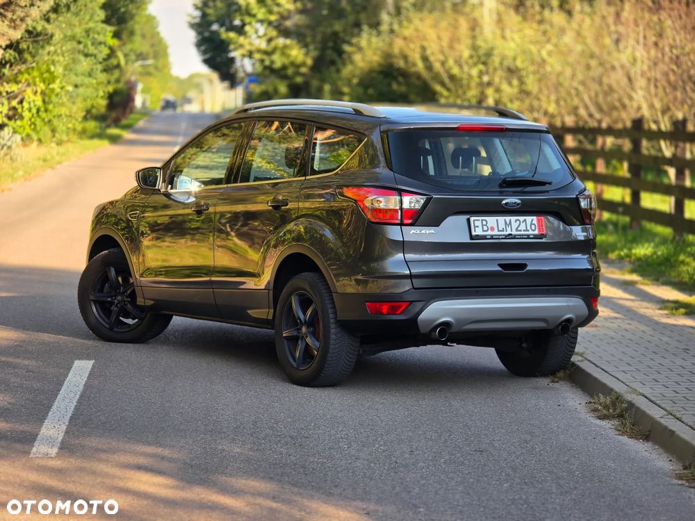 Ford Kuga 1.5 EcoBoost 2x4 Cool & Connect - 4
