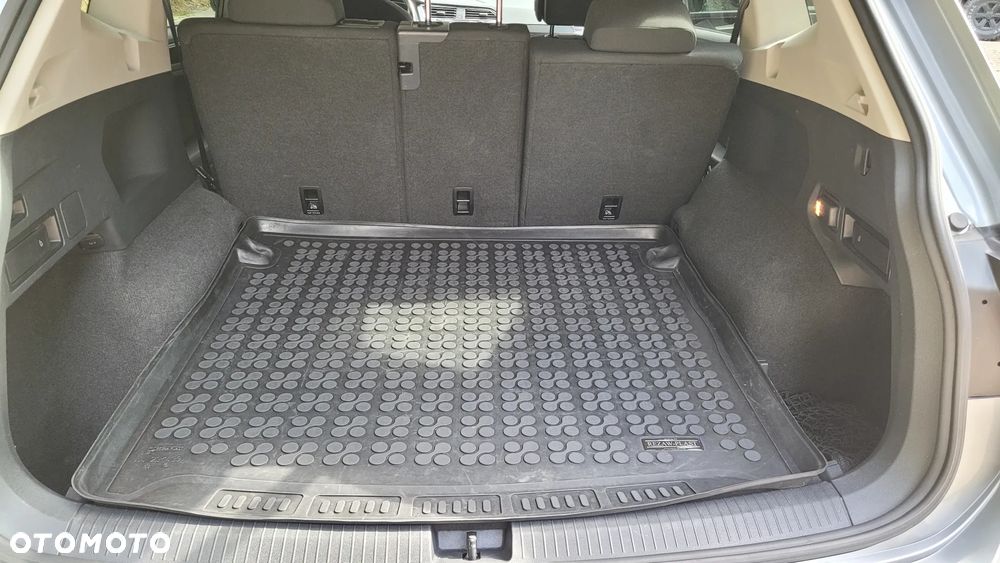 Volkswagen Tiguan Allspace 2.0 TDI 4Mot SCR Highline DSG - 9