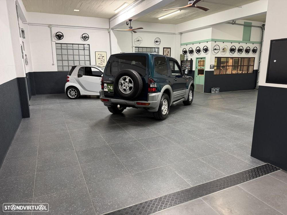 Mitsubishi Pajero 3.2 DI-D GLS ABS+CA - 19