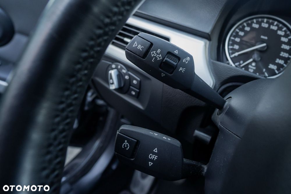 BMW Seria 3 320d - 28