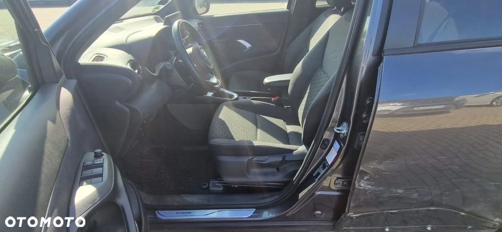Toyota Yaris Cross Hybrid 1.5 Comfort - 13