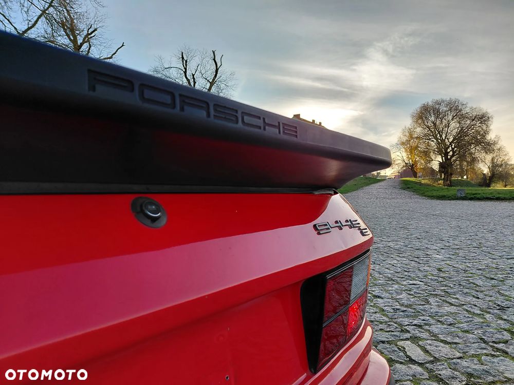 Porsche 944 3.0 S2 Cabriolet - 12