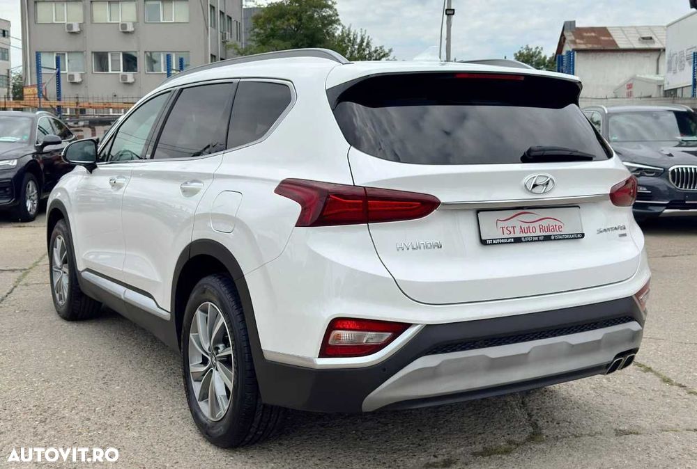 Hyundai Santa Fe - 6