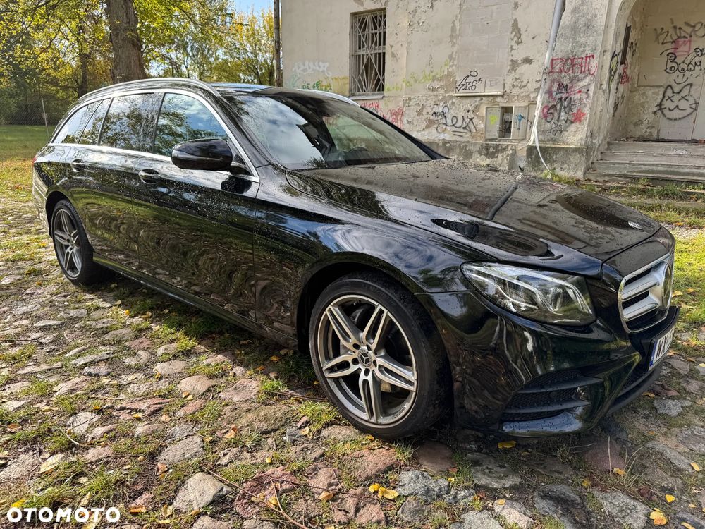 Mercedes-Benz Klasa E 220 d 4-Matic 9G-TRONIC - 3