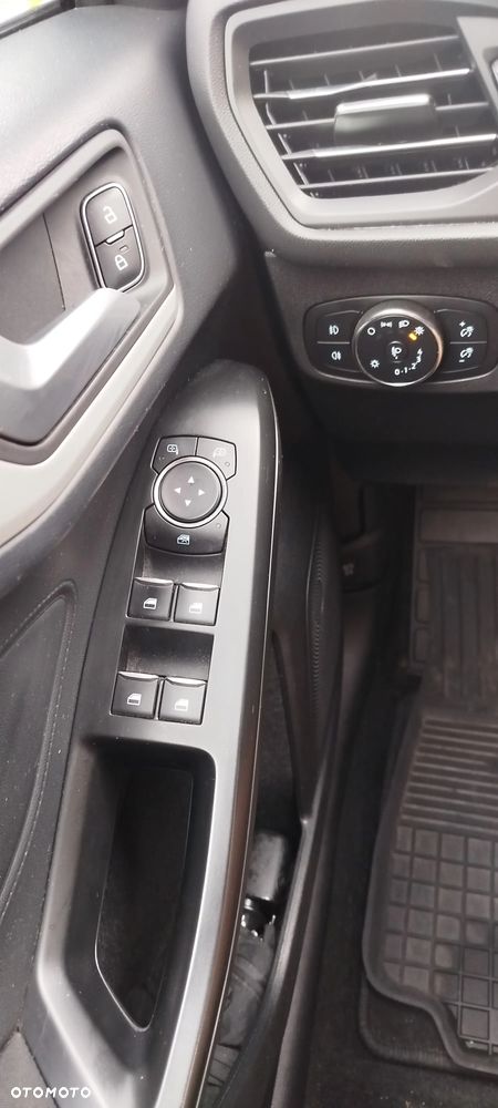 Ford Focus 1.5 EcoBlue SCR Connected - 14